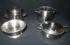 Set of Pretend Play 7 Piece Metal Pots and Pans with Lids Colander Dutch Oven