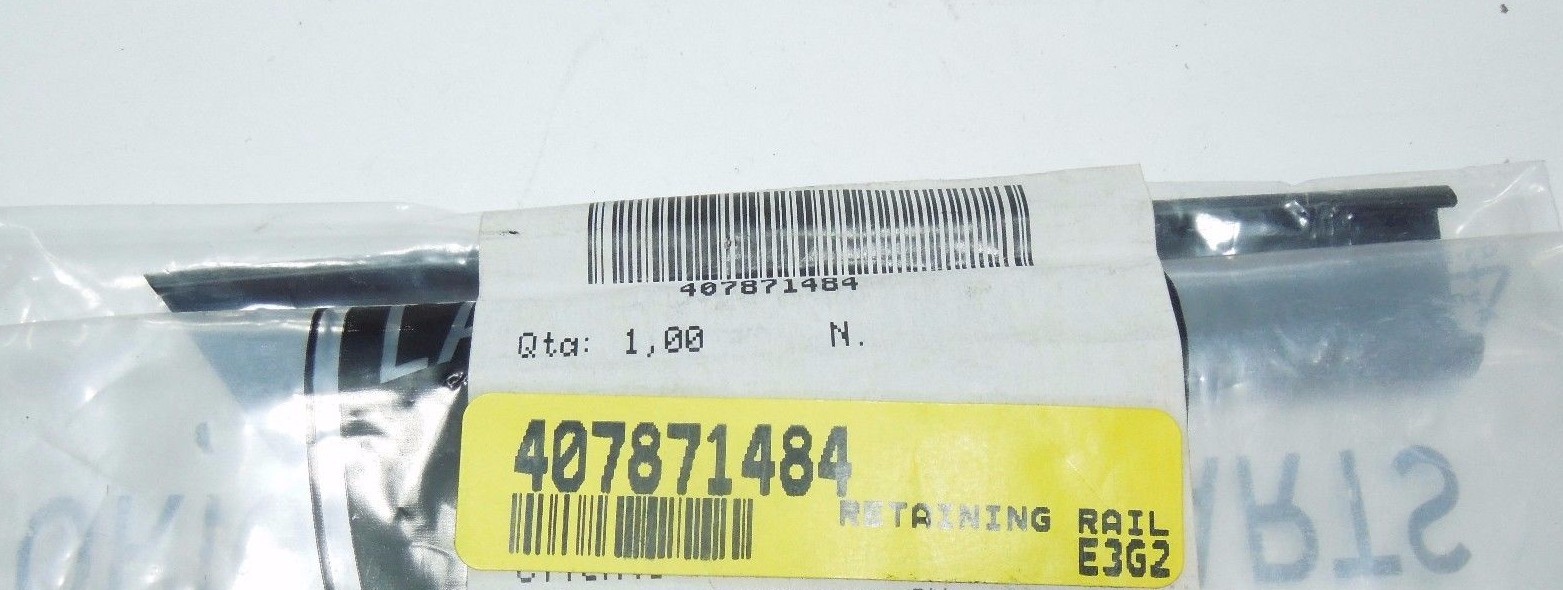 LAMBORGHINI GALLARDO SPYDER SOFT TOP BRACKET 1 RIGHT 407871484 NEW 