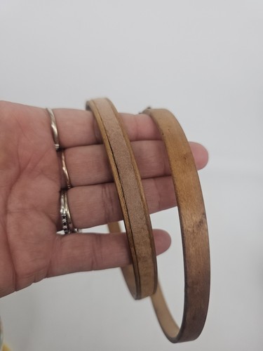 Vtg Gibbs Hold-tite Spring Tension Wood Embroidery Hoop 5" Round Felt Lined USA - Picture 3 of 4