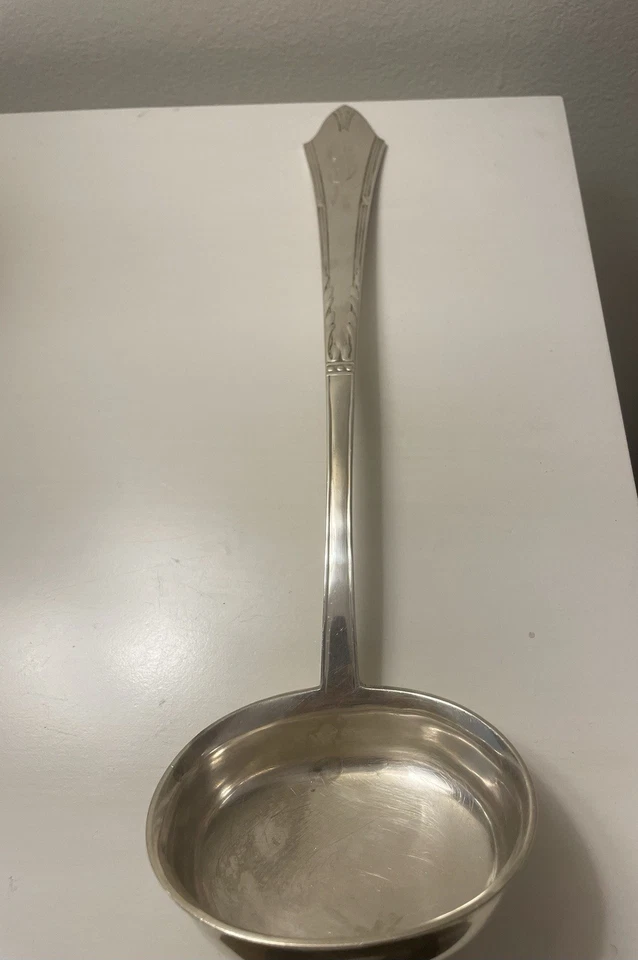 Antiguo cucharón de sopa grande de plata rusa marcado HB 875 Foto 2 de 4