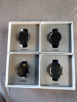 (Lot of 4) Mobvoi Ticwatch C2 Wg12036 42mm Wear OS Smart watch Onyx Black (Read)