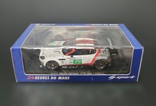 Spark 1/43 Aston Martin Vantage 2011 Age14+