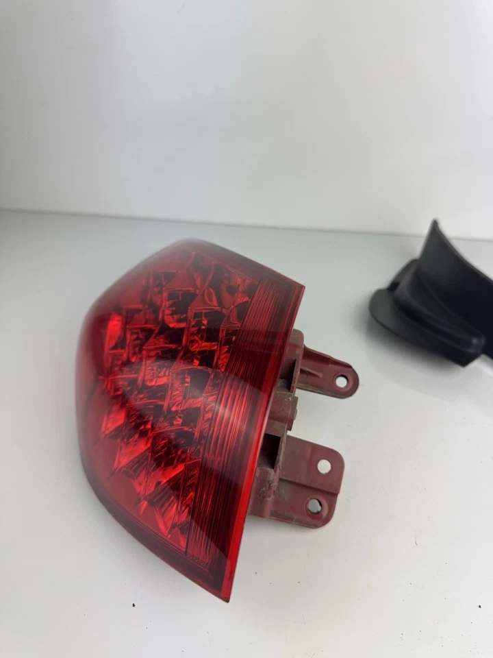 2008-2012 Infiniti EX35 Quarter Panel Mounted Tail Light Driver Left LH OEM - Image 3 of 4