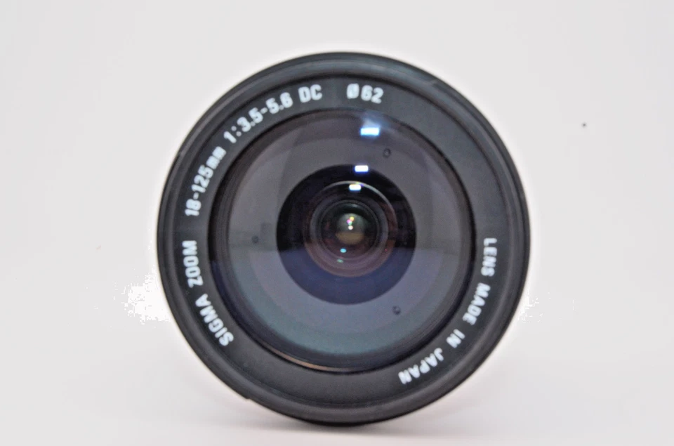 NEAR MINT Sigma 18-125mm F3.5-5.6 Zoom Lens for Sony A-Mount Tested Japan Import - Image 3 of 4