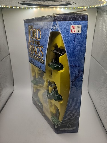 The Lord of the Rings COMBAT HEX Tradeable Miniatures Game Starter Set MIP - Picture 3 of 6