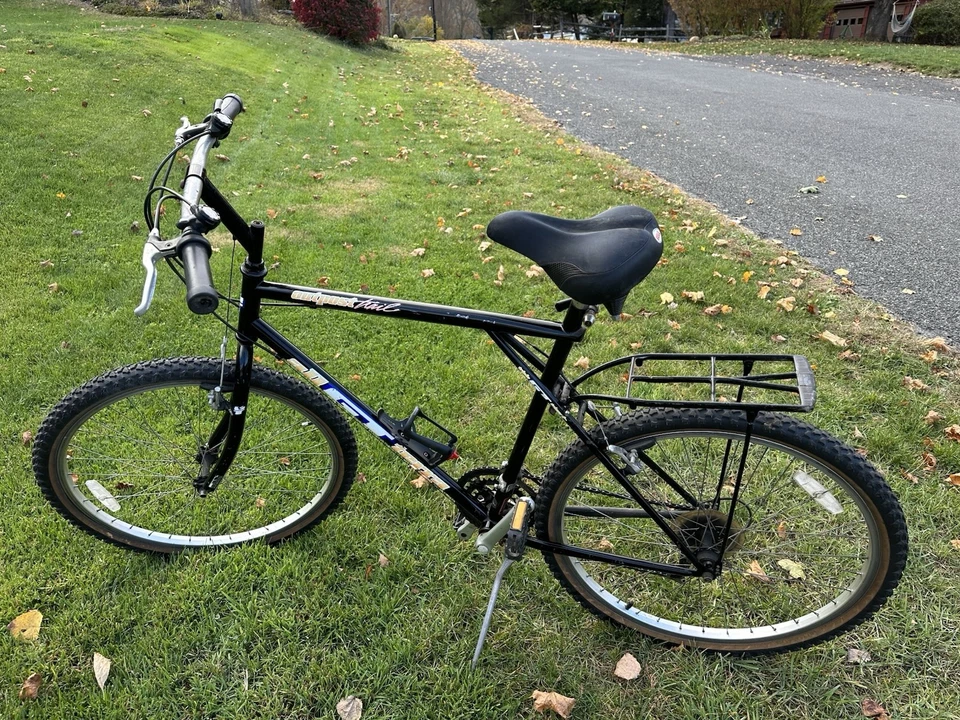 Bicicleta de montaña GT Outpost Trail 26” cuadro grande 18 velocidades Foto 2 de 4