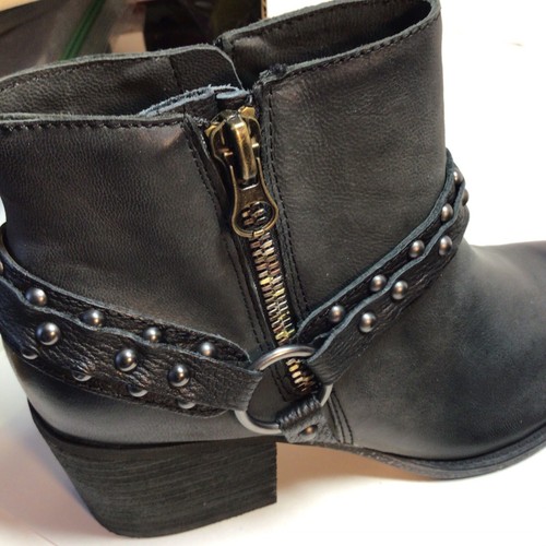 NWT Otto Black Shoes, Leather Bootie. 10 Medium. 40736504. Beautiful! - Picture 11 of 18