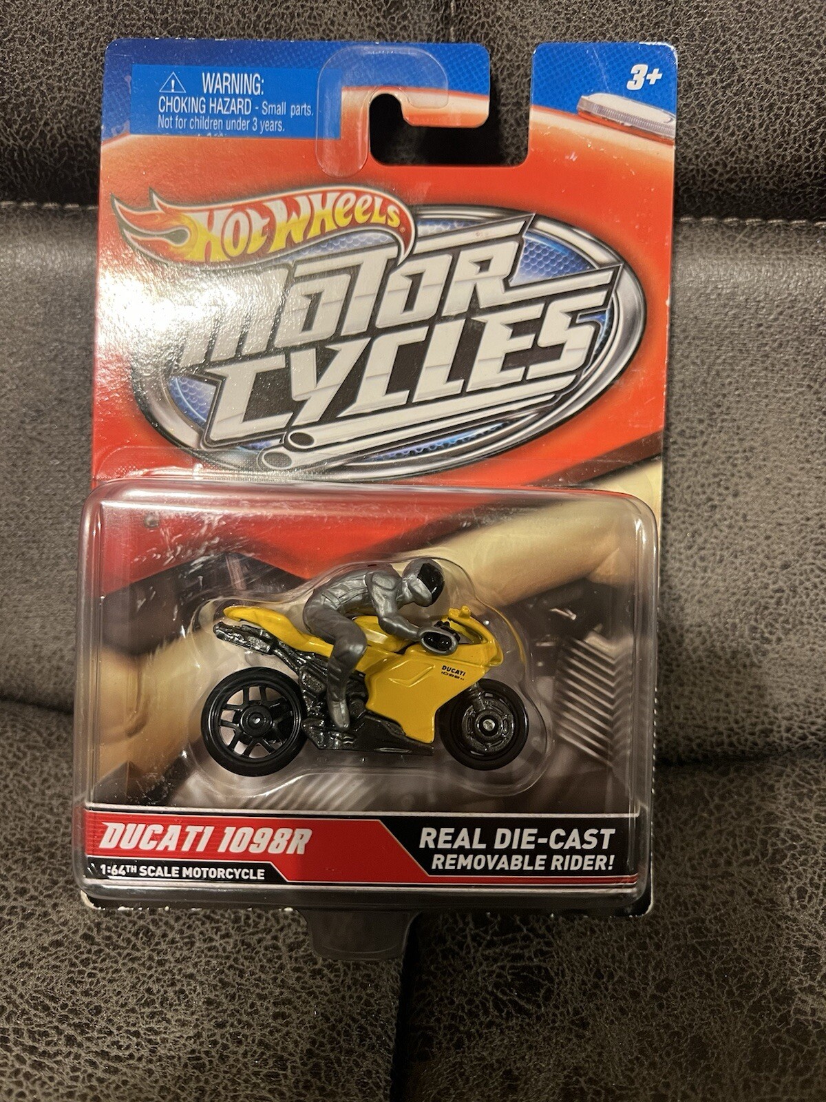 Rare 2012 Hot Wheels Ducati 1098R Motorcycles Series Collectible