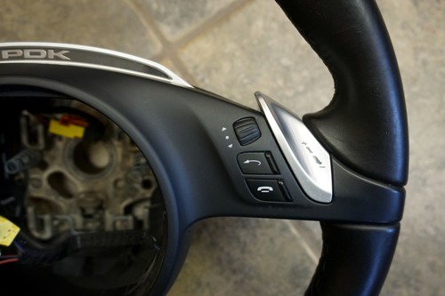Porsche Steering wheel with PDK 977.2 Turbo - Picture 3 of 6