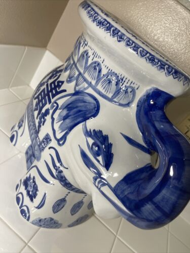 The Bombay Company Porzellan Elefant Pflanzenständer / weiß & kobalt - schön.... - Bild 7 von 12