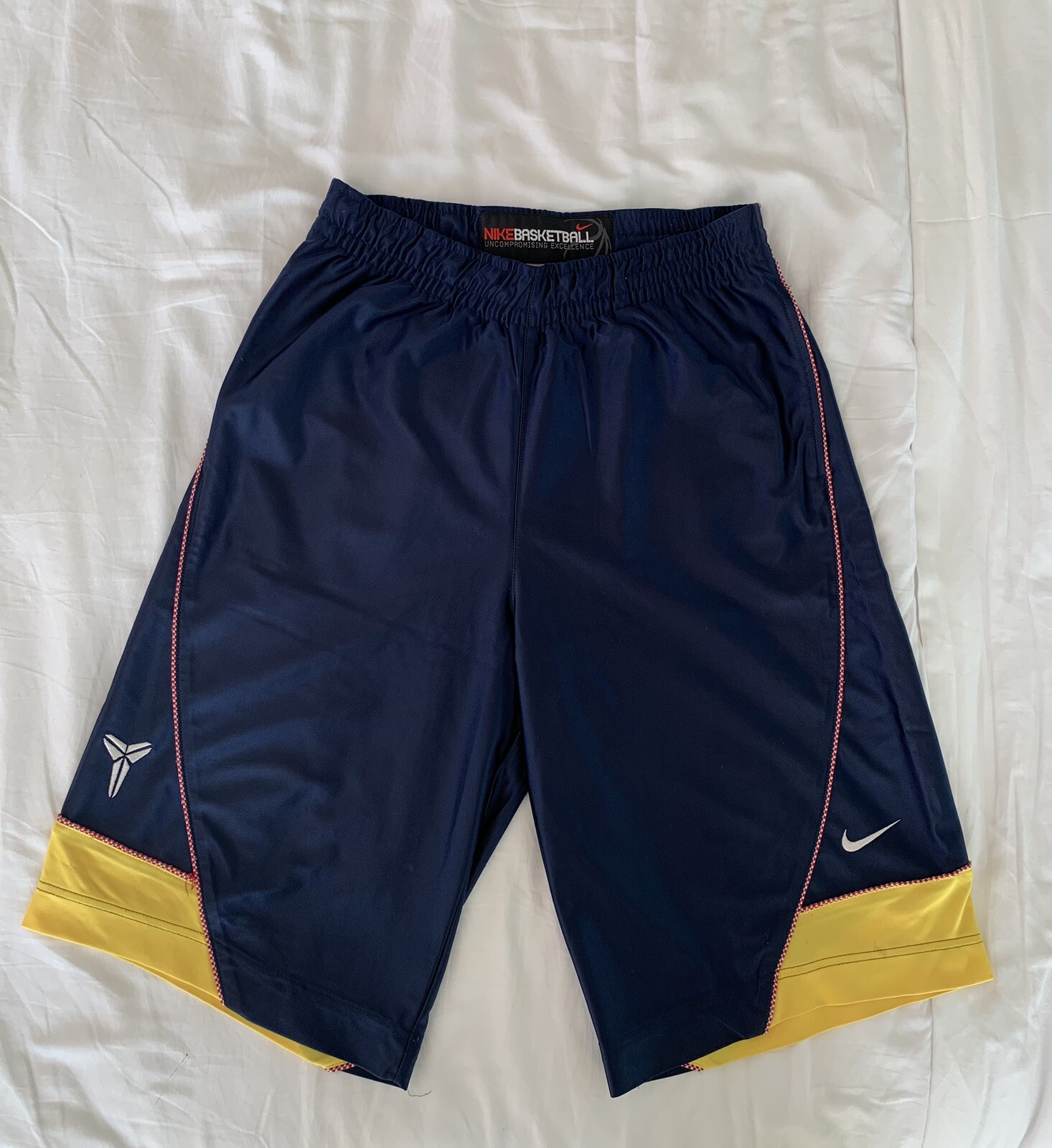 Vintage Y2K Kobe Bryant Nike Basketball Shorts Black … Gem