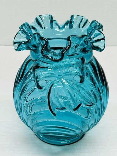 Vintage Fenton Glass Teal Caprice Swirl Bow And Drape Ruffled Edge Vase EUC