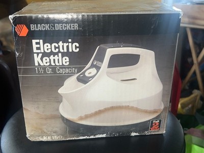 vintage Black & Decker Qt 1.5 liter Electric Kettle Model KE150