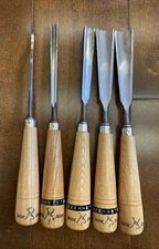 Set of 5 VINTAGE BUCK BROTHERS WOOD HANDLE CHISEL GOUGE CARVING TOOLS