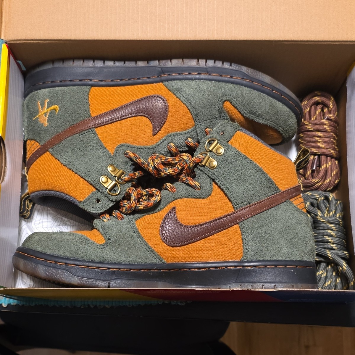 Nike SB Dunk High Pro QS 'Pass-Port' Green/Gold Skateboarding