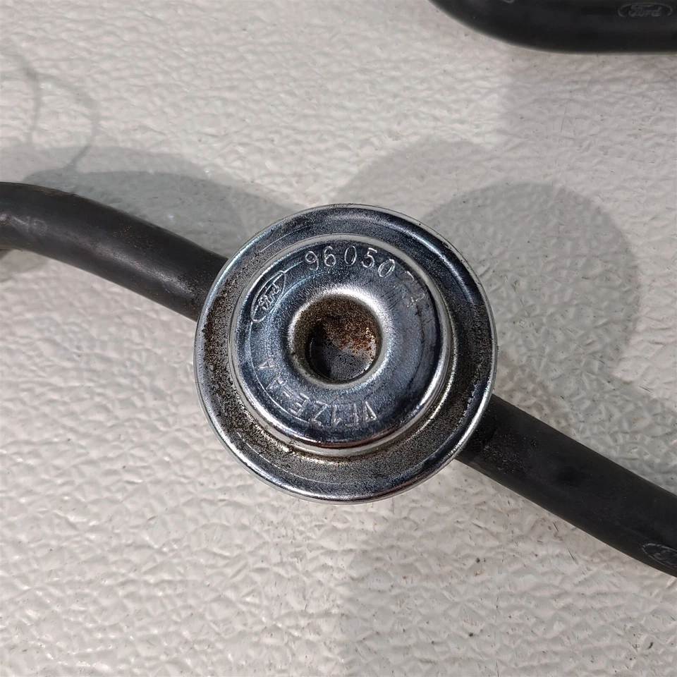 96-04 Mustang Fuel Feed W/ Return Line Engine Bay Oem 4.6L Sohc Dohc Aa7414 - Image 2 of 4