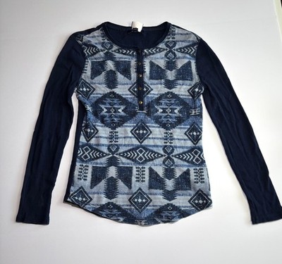 Chaps Women Pull over blue White Aztec Top Size Medium 