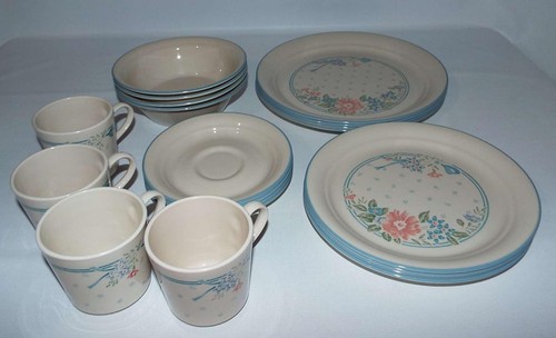 Corelle by Corning 20pc Cornerstone Symphony Dinnerware Set for 4 1990's UNUSED