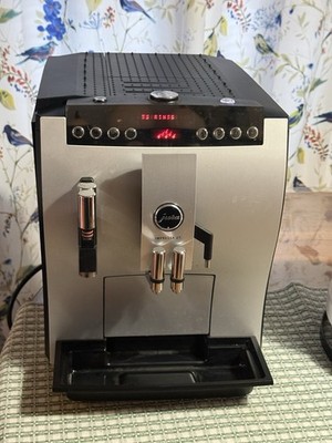 Jura Impressa Z7 Super Automatic Espresso Coffee Machine Works Great *Read Desc*