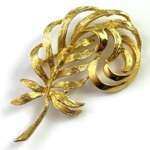 Authentic Vintage Brooch Feather Pin Gold Plated Metal Vintage Jewelry For Women