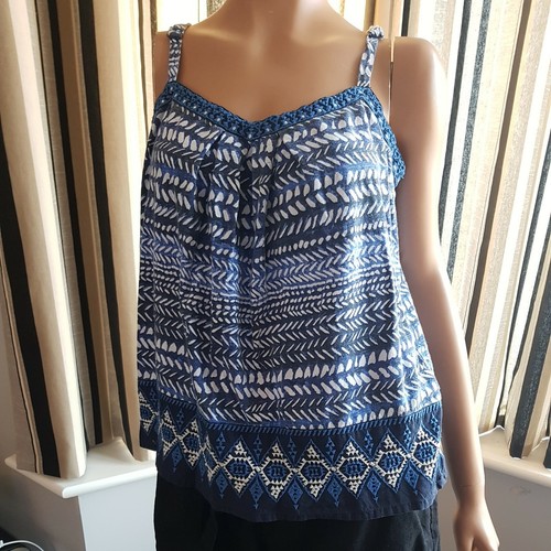 (LL) 8 Items Of Camisoles, Vest And T shirt Size 12/M One New, Others Used - Picture 8 of 9