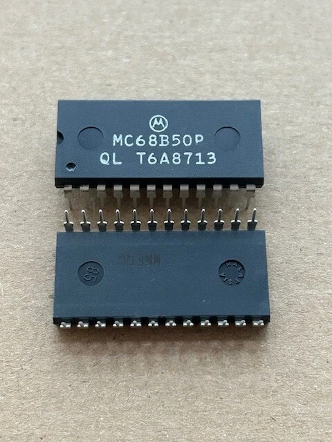 1 Stück Integrierte Schaltung Motorola - MC68B50P - DIP24 - Vintage - Bild 1 von 1