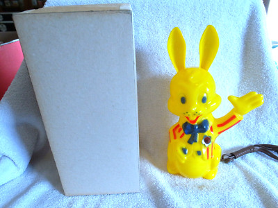 Vintage 1950's Harett Gilmar NOS Plastic Easter Rabbit Bunny Lamp Bank Rosbro