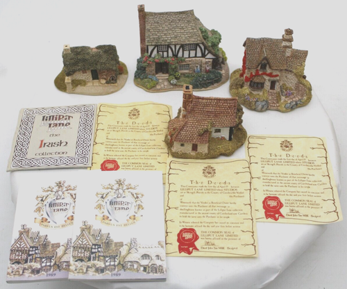 4x Liliput Spur Miniatur Hütten, alle verpackt, 3 mit Urkunden