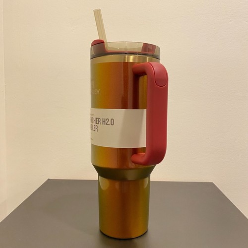 Stanley x Lainey Wilson Country Gold Quencher Tumbler H2.0 40OZ - Picture 2 of 16