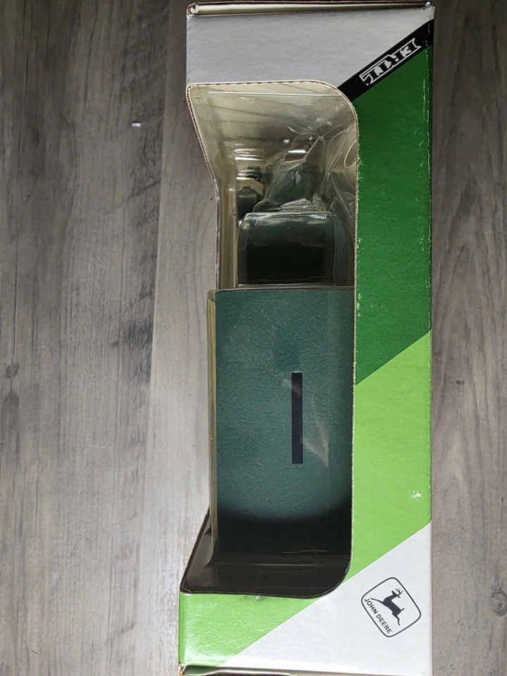 ERTL John Deere 1926 Mack Truck Bank Diecast Escala 1/38 Caja de llaves de cerradura de colección EE. UU. Foto 4 de 4