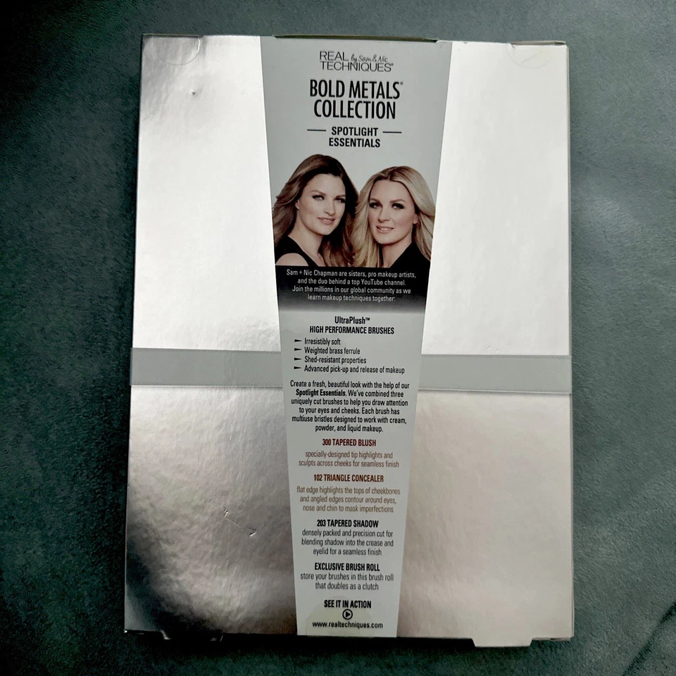 Juego de brochas de maquillaje colección de metal audaz Real Techniques felpa calidad premium Foto 2 de 4