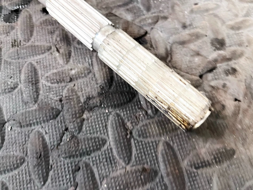 05-12 COLUMNA DE DIRECCIÓN PORSCHE 911 CARRERA CAYMAN EJE INTERMEDIO INFERIOR OEM Foto 4 de 4