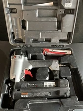 Porter Cable 18 Gauge Pneumatic Brad Nailer With Hard Case Model BN200C