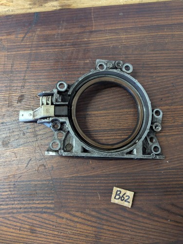 SEAT LEON MK3 2014 1.6 TDI CLHA HINTEN KURBELWELLENÖLGEHÄUSE 04L103173A