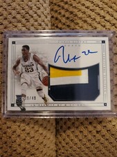 2016 National Treasures Caris Levert Autograph Auto Rookie RC Jersey 39/49