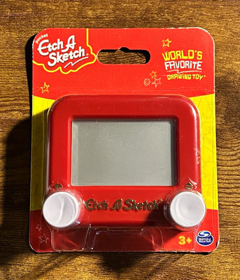 Etch A Sketch Pocket Mini Drawing Toy Red, Ages 3+, 2013, Brand New Unopened