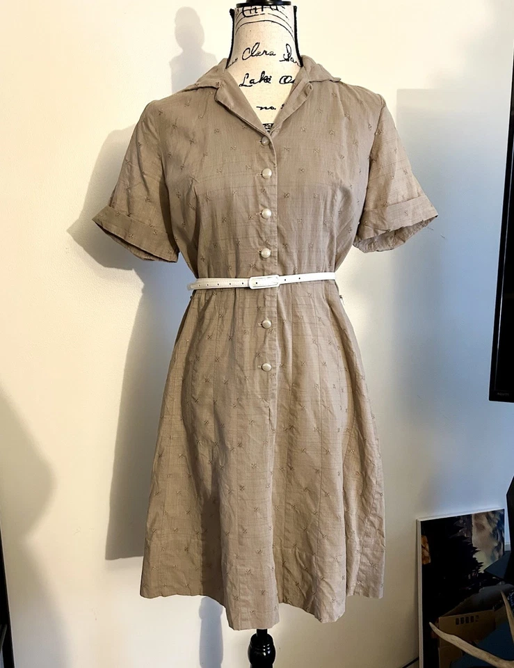 VTG 40s 50s Brown Day Dress Unique Back Collar *Read* M/L - Image 3 of 4