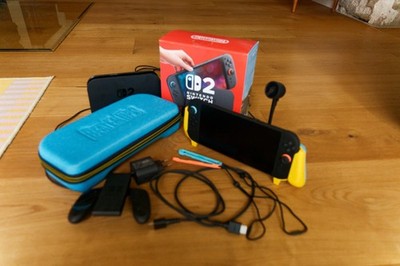 Nintendo Switch 2 Konsole Case und Kamera