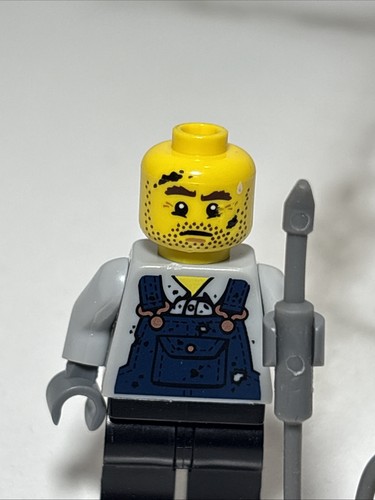 LEGO Welder Minifigure Collectible Series 11 - Complete - Picture 5 of 7