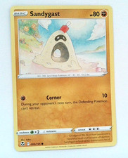 Carta Pokemon Sandygast 099/195 Swsh12: Spada e Scudo Tempesta Argento