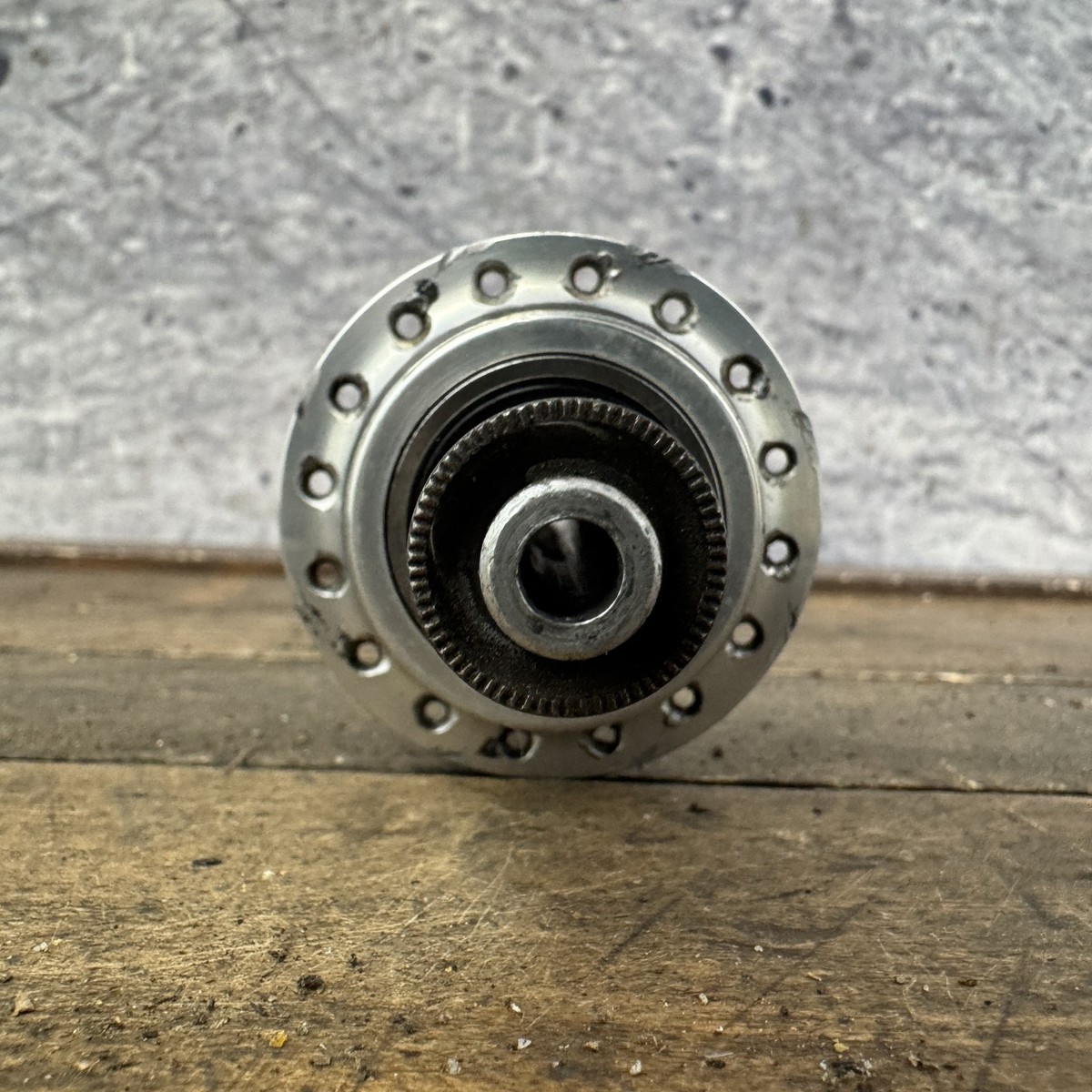 Vintage Mavic 500 Rear Hub 32H BSA Threaded Freewheel Road Bike