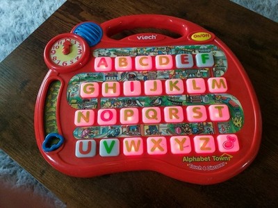 VTech Touch And Discover ALPHABET TOWN: Different Educational Activities  Clock