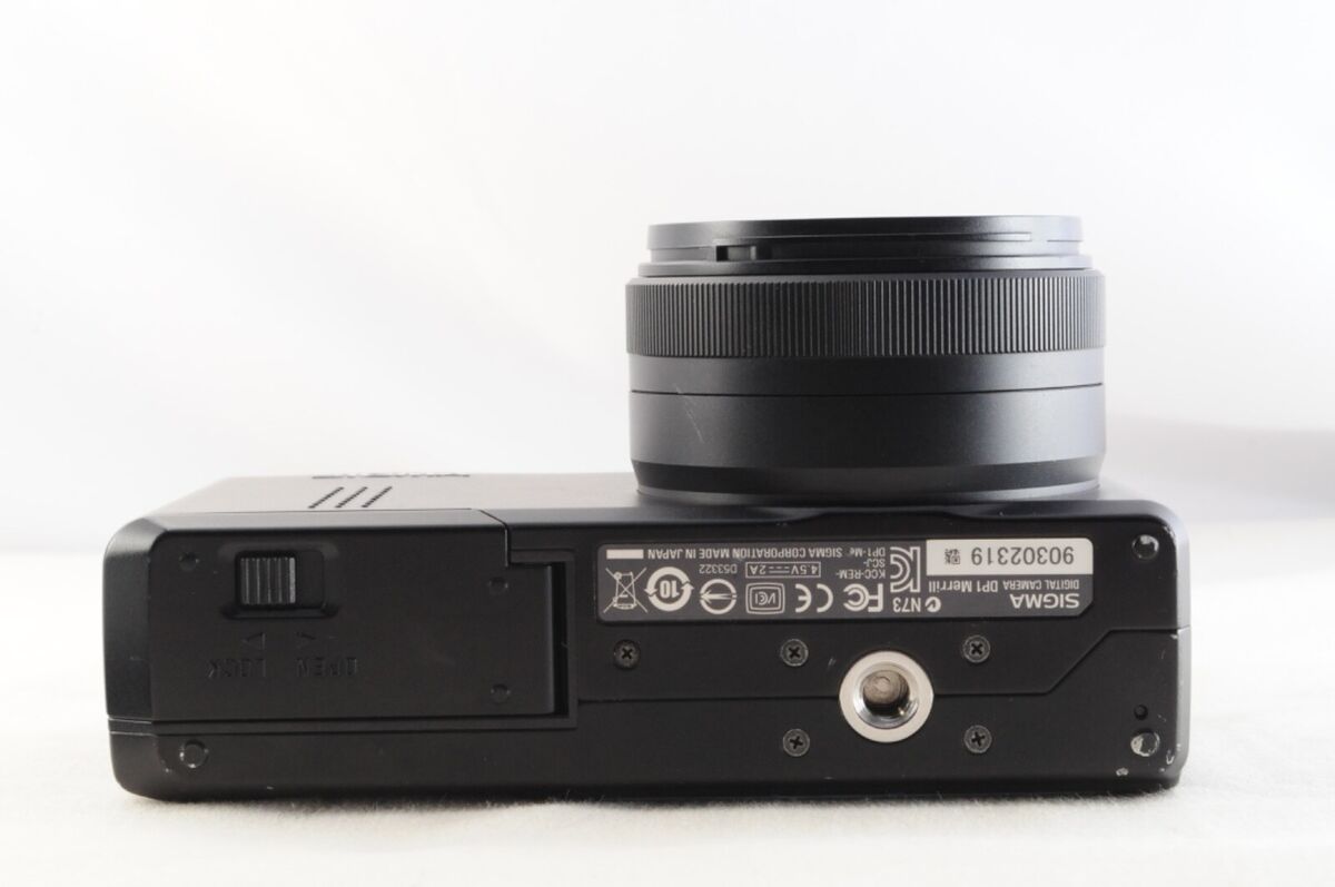 Sigma DP Series DP1 Merrill 46.0MP Digital Camera - Black Sigma DP Series DP1 Merrill 46.0MP Digital Camera - Black