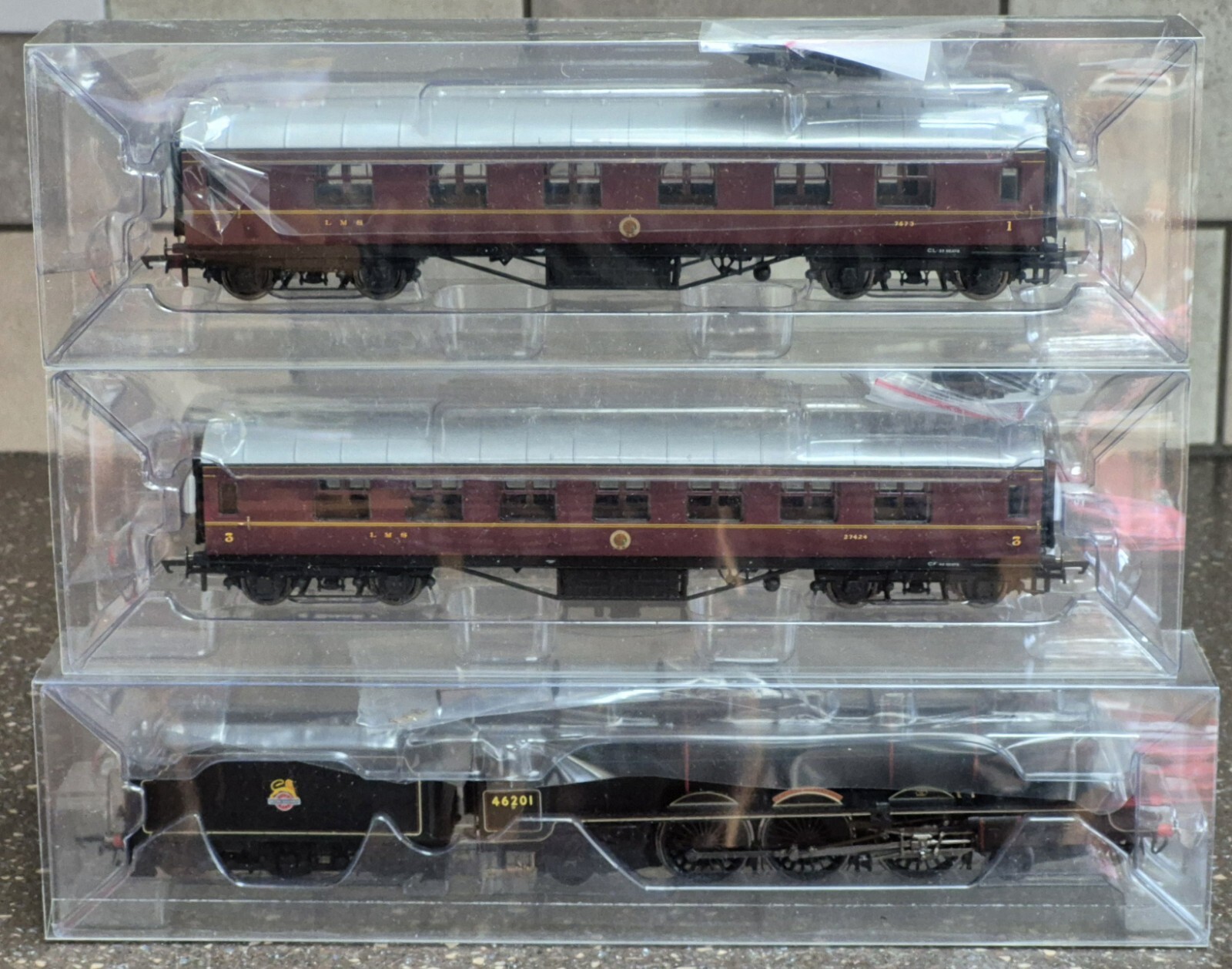 Picture 4 of 21