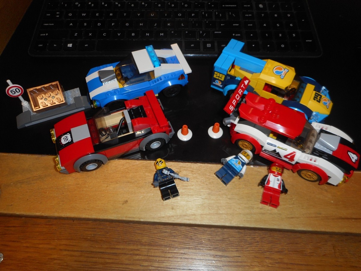 Lego lot of sets 60242 and 60256, cars, mostly complete - Main Image