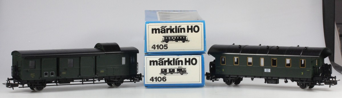 Marklin #4105 & #4106 SNCF 2 Axle Passenger & Baggage Cars, LN/BX