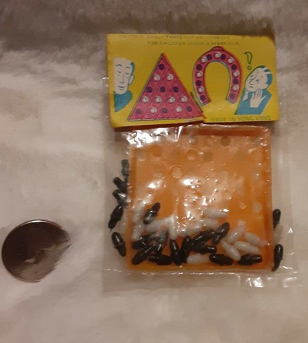 Vintage Square Peg Checkers Game Dime Store Toy Hong Kong 1960's NOS *2 - Picture 5 of 5