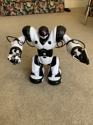 WowWee Large Black & White Robosapien Humanoid Robot W/ Remote Control 14" - Picture 2 of 10