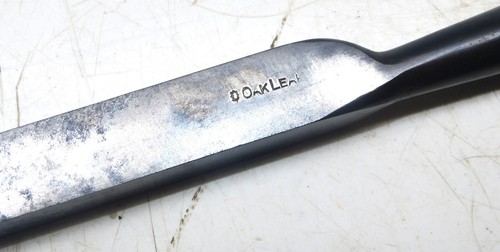 Vintage Oak Leaf ⅞” Socket Corner Chisel INV17372 - Picture 3 of 5