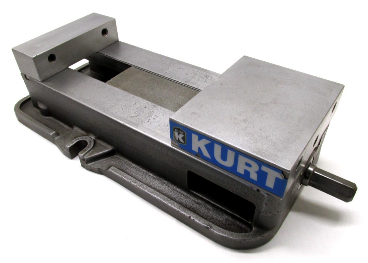 KURT ANGLOCK 6" MILLING MACHINE VISE w/ HANDLE - #D675